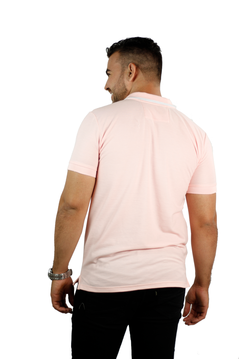 Camiseta tipo polo básica para hombre color Palo Rosa lado 1
