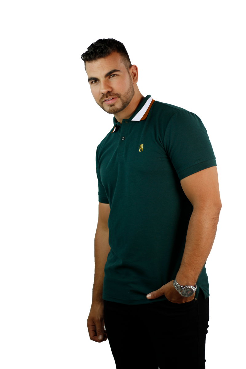 Camiseta tipo polo básica para hombre verde militar botella