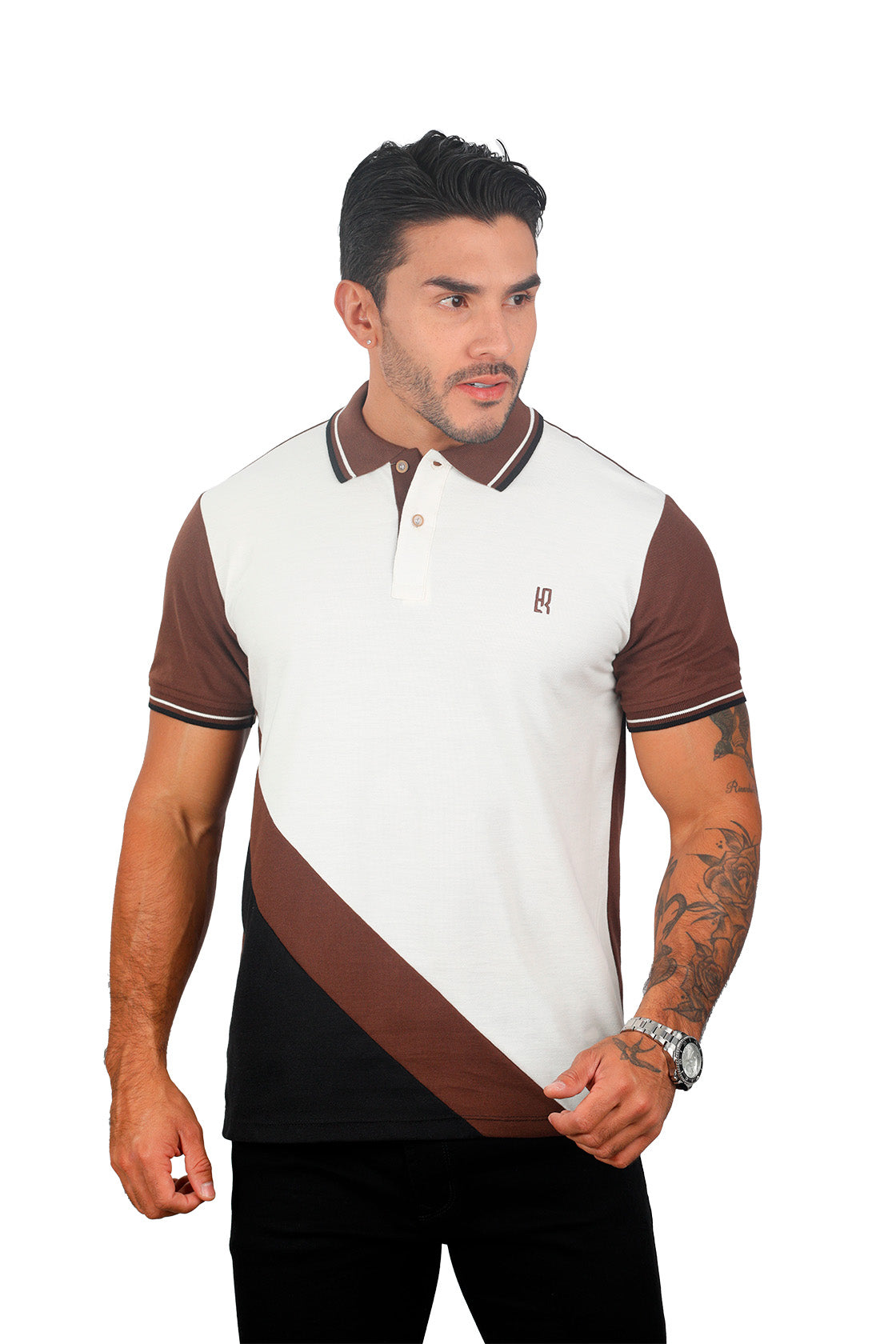 Grupo luthier frente Camiseta tipo polo combinada para hombre color marfil cafe negro